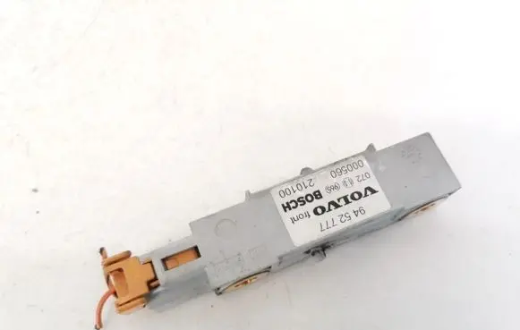 Volvo V70 Airbag deployment crash/impact sensor 9452777 000560