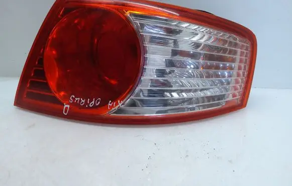 KIA Opirus Rear/tail lights 924023F
