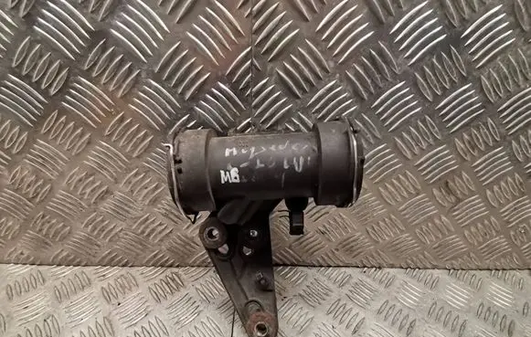 Mercedes-Benz C W203 Mass air flow meter a2035200295
