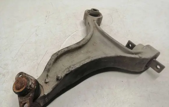 Volvo XC70 Front control arm 08624553