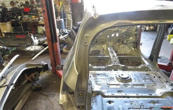 KIA Carens III Rear bodywork 1111