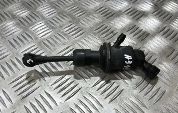 Nissan Micra Clutch master cylinder 30610ax005