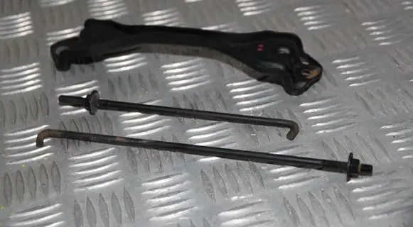 Toyota Land Cruiser (J120) Battery bracket 7448126020 7445152071 7445135090