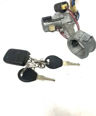 Nissan Sunny Ignition lock 3H19 KV45 21094644