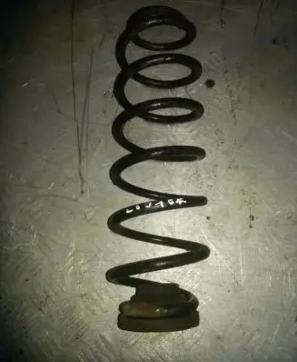 Volkswagen Polo Rear coil spring