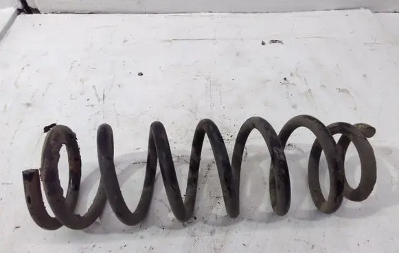 Toyota Corolla Verso AR10 Rear coil spring