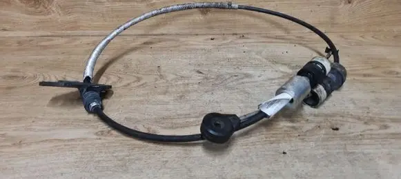 Volvo XC60 Gear shift cable linkage 31256260