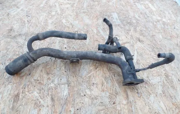 Infiniti G20 Engine coolant pipe/hose