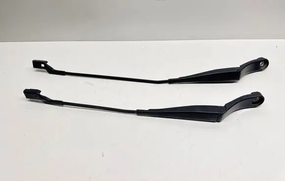Peugeot 308 Front wiper blade arm 9677256180 9677256280