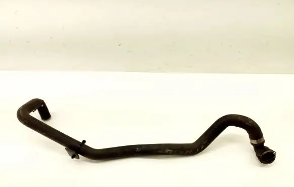 Mercedes-Benz GLA W156 Engine coolant pipe/hose A2468303396