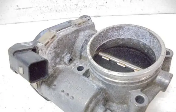 BMW 7 F01 F02 F03 F04 Electric throttle body valve 7561066