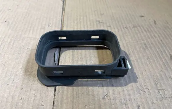 BMW 2 F22 F23 Air intake duct part 13718632467