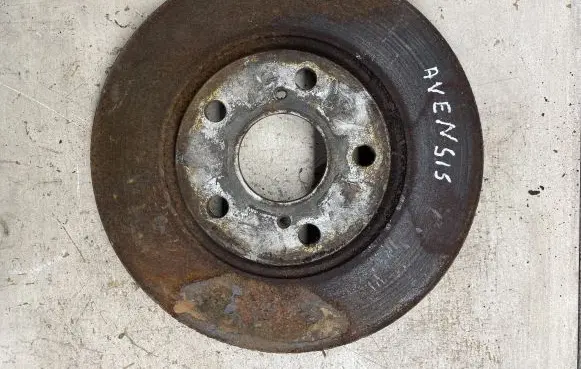 Toyota Avensis T250 Front brake disc