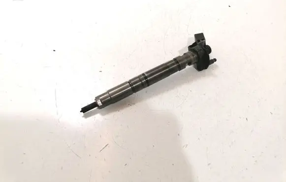 Porsche Cayenne (92A) Fuel injector