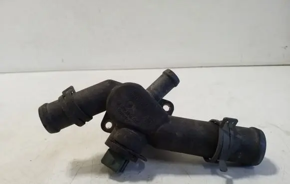 Audi A3 S3 8L Engine coolant pipe/hose 06A121133D