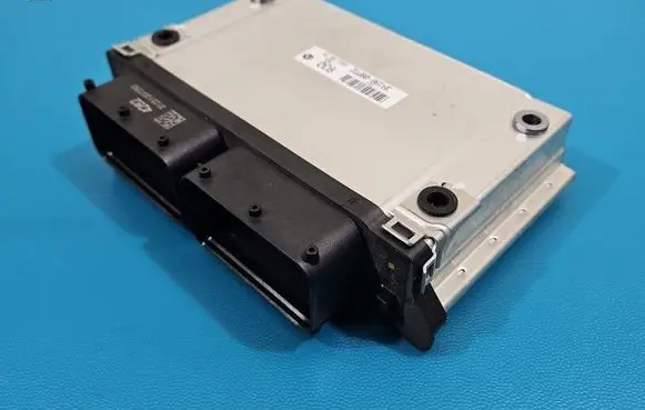 Hyundai i30 Engine control unit/module ECU 39199-08030 IMPRK1532079
