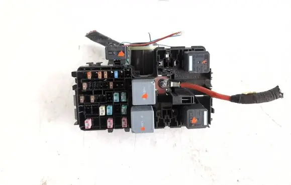 Volvo XC90 Fuse module 31384034 0030565