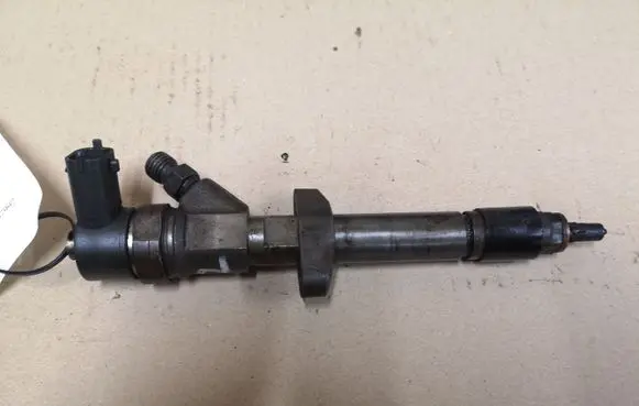 Renault Laguna II Fuel injector 0445110084