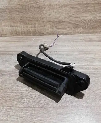 Toyota Avensis Verso Tailgate opening switch 