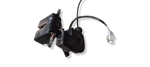 Toyota Corolla E120 E130 Tailgate/trunk/boot lock/catch/latch 1015283000
