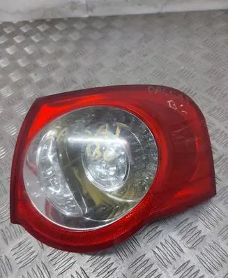 Volkswagen PASSAT B6 Rear/tail lights 272002