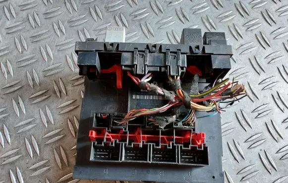 Audi A3 S3 8P Comfort/convenience module 8P0907279C