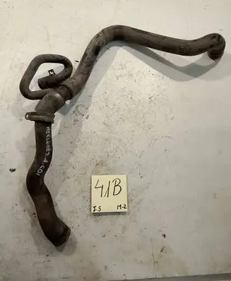 Mercedes-Benz A W169 Engine coolant pipe/hose A1685011082