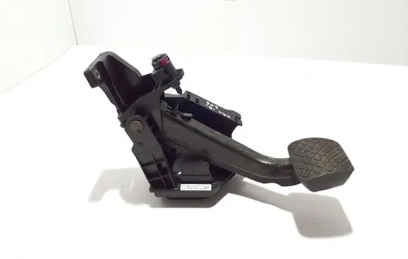 Porsche Macan (95B) Brake pedal 95B723031L