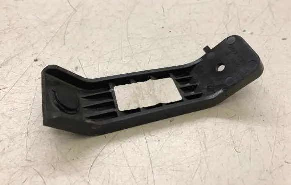 Hyundai i10 Rear bumper mounting bracket 86637K7000