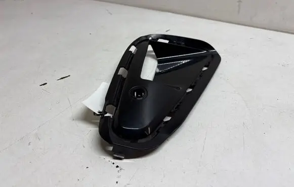 BMW 6 G32 Gran Turismo Front bumper corner part panel trim