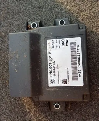 Volkswagen Tiguan Engine ECU kit and lock set 5N0907801B 16887401A