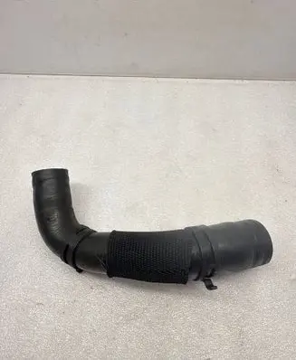Air intake hose/pipe