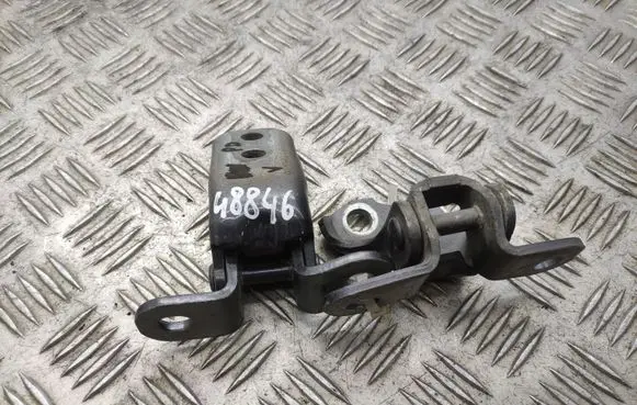 Toyota RAV 4 (XA50) Front door upper hinge