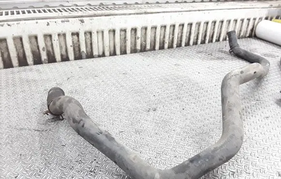 Citroen C4 I Engine coolant pipe/hose