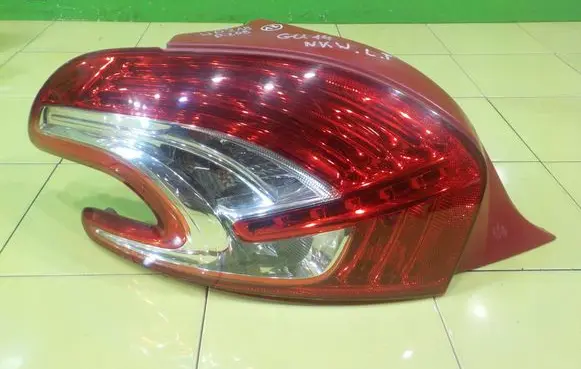 Peugeot 208 I Rear/tail lights 