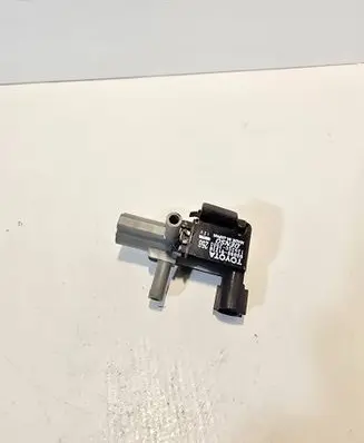 Toyota Corolla E120 E130 Turbo solenoid valve 9008091218 1362002580