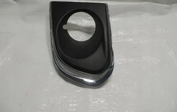 Chevrolet Trax Front fog light trim/grill 95095471 95015921