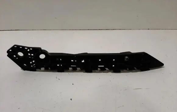 Subaru Legacy Front bumper mounting bracket F16787
