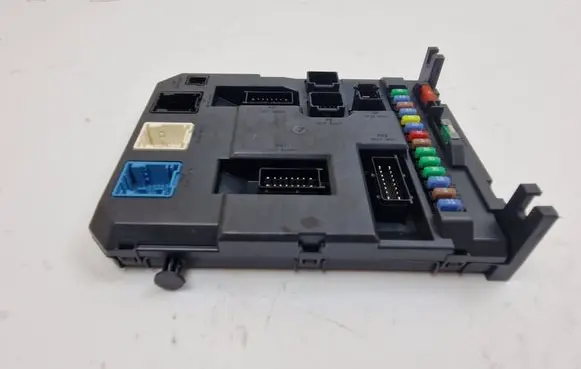 Citroen DS3 Fuse module 9666952280 22661F01