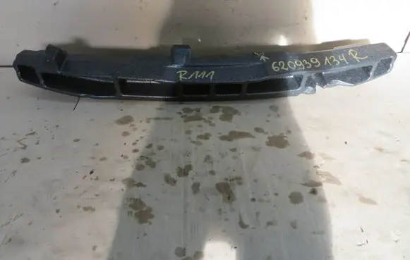 Renault Kadjar Front bumper foam support bar 620939134R