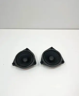 Mercedes-Benz SL R231 Front door speaker A2318200702 2318200702