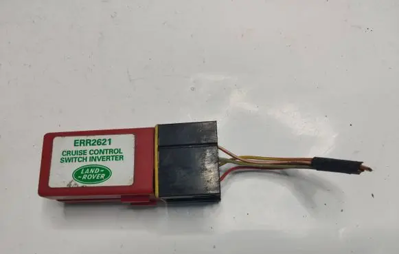 Land Rover Range Rover P38A Cruise control relay ERR2621