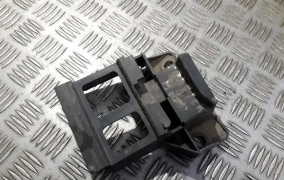 Mercedes-Benz Sprinter W906 Front bumper mounting bracket a9068850263