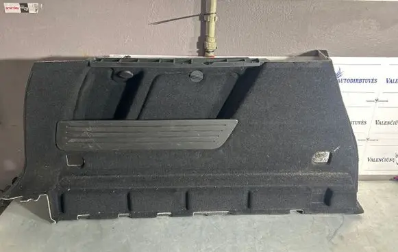 Opel Astra J Trunk/boot lower side trim panel 13337791 0P22585 396919102