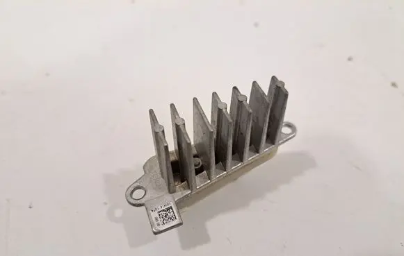 BMW 4 F32 F33 LED ballast control module 1305715257 5715257