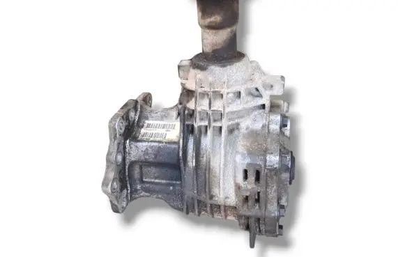 Gearbox transfer box case