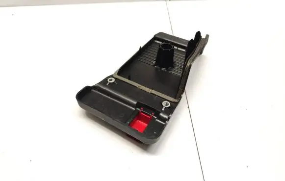 Volvo XC90 Battery box tray cover/lid 31479622