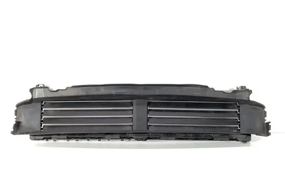 Mercedes-Benz B W247 Intercooler air channel guide A2478854600