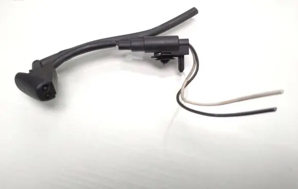 Windshield washer spray nozzle