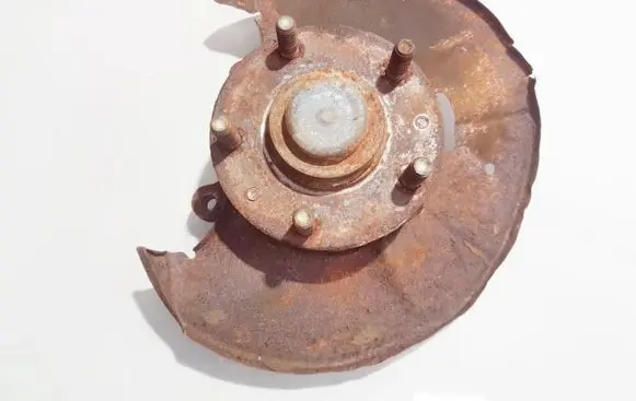 Mazda 6 Rear wheel hub 